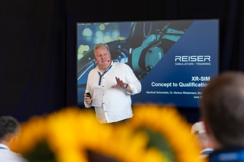 Talk on the XR-SIM from concept to qualification at the Experience Day