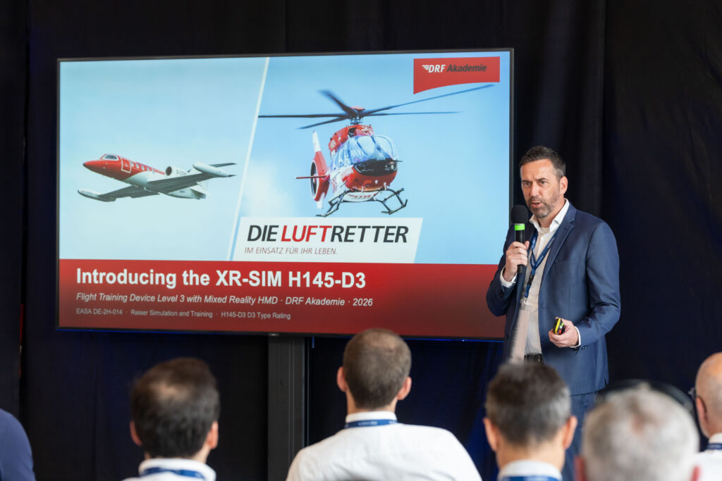Presentation introducing the XR-SIM H145 D3 together with DRF Luftrettung