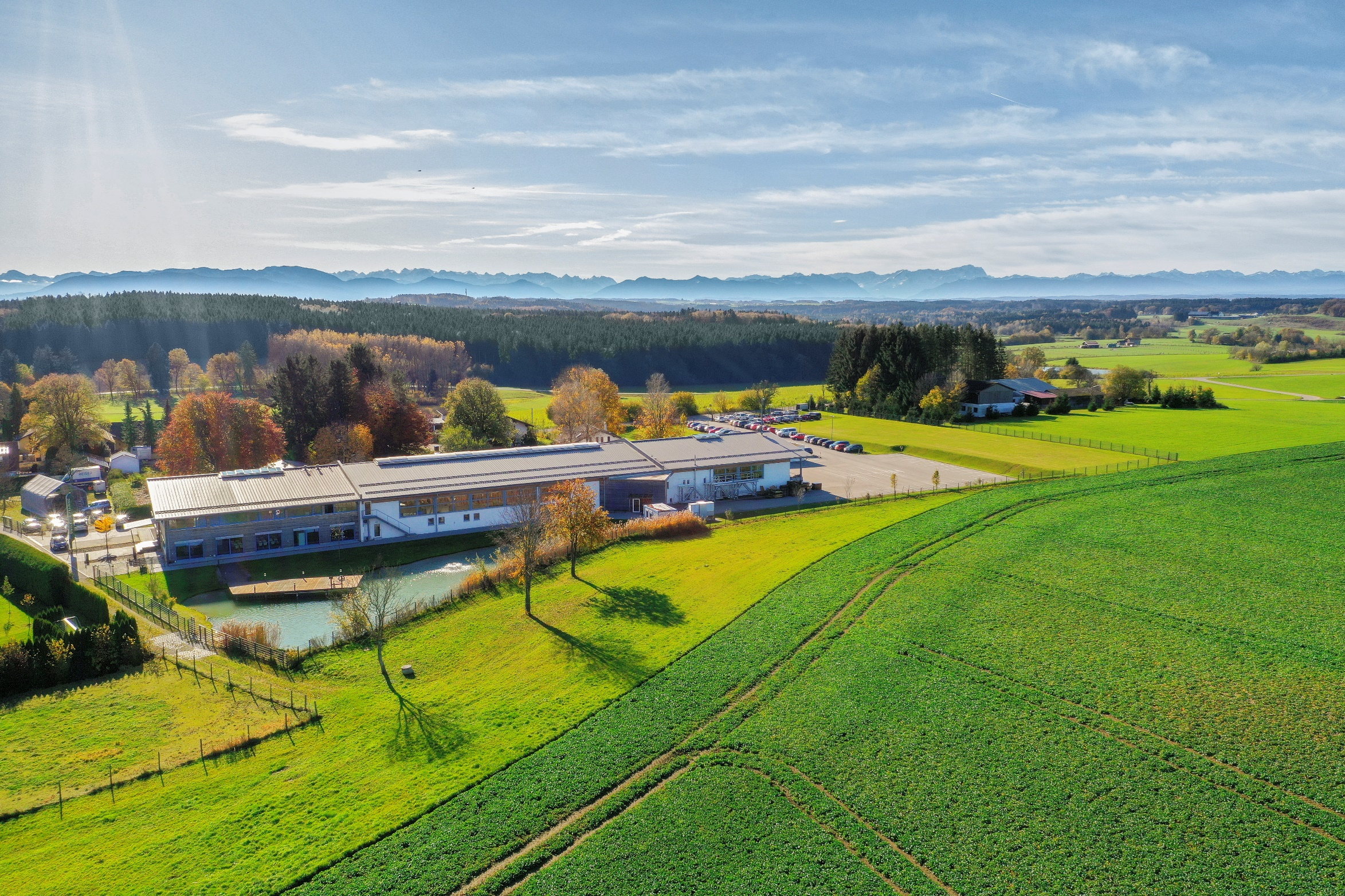 Luftaufnahme des REISER Firmengeländes in Berg