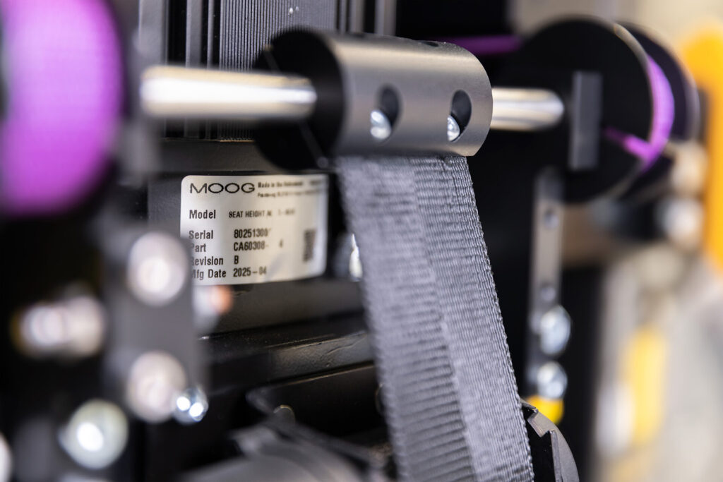 PC-21 G-seat actuators
